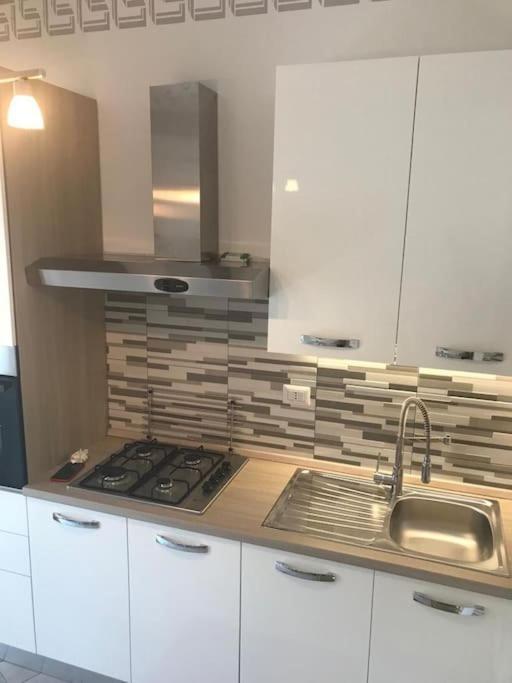 Premium Apartment With Parking Ciampino Exterior photo
